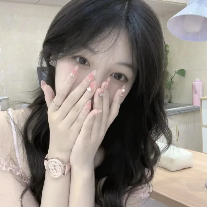 妓女。演员。皮条客